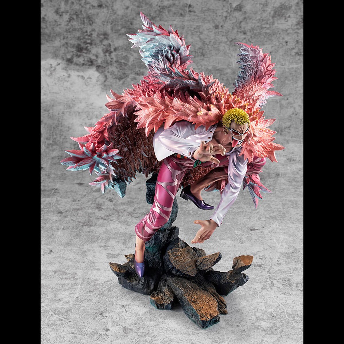 One Piece - Donquixote Doflamingo (Heavenly Demon) Portrait of Pirates Figure image number 4