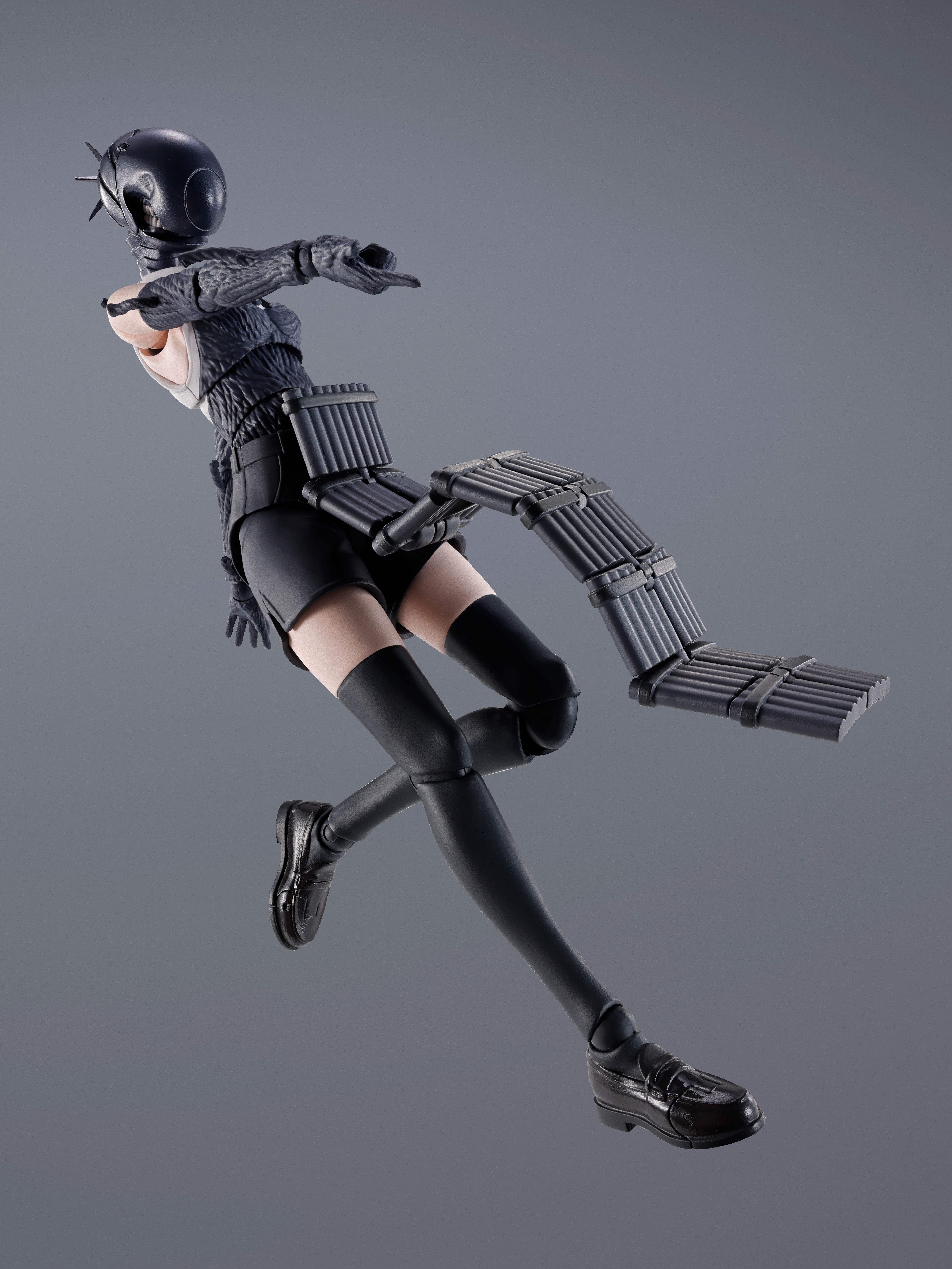 chainsaw-man-the-movie-reze-arc-bomb-shfiguarts-figure image number 3