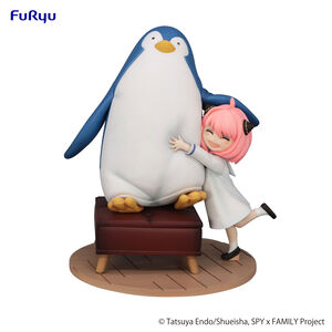 Anya Forger With Penguin Spy x Family Exceed Creative Figure