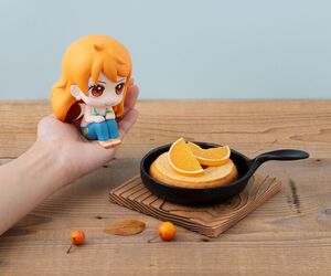 One Piece - Nami Look Up Series Figure