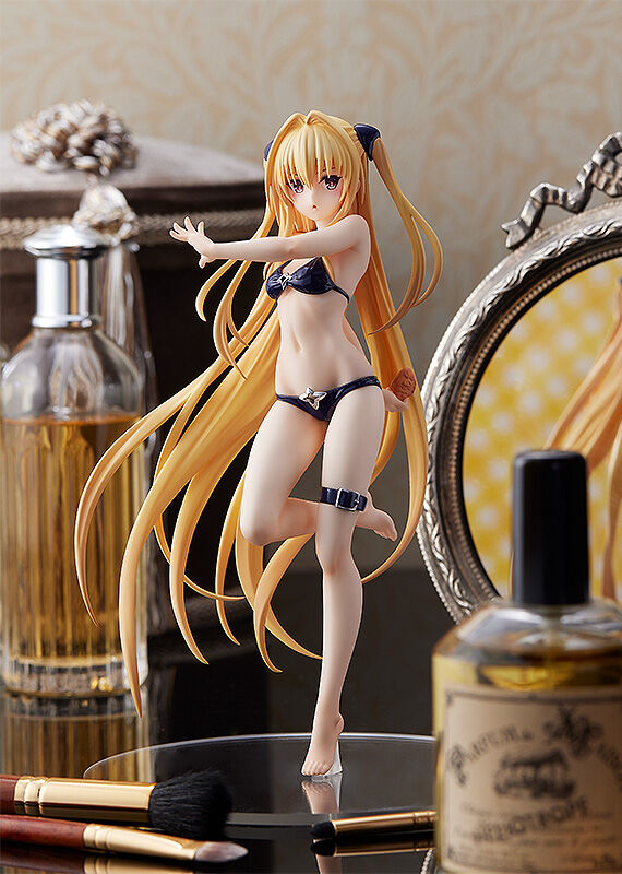 To Love Ru Darkness - Golden Darkness POP UP PARADE Figure