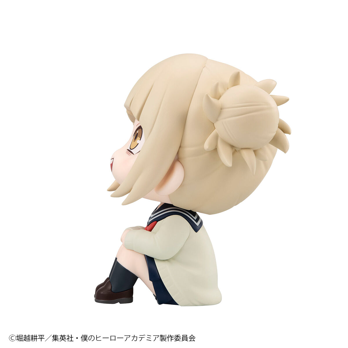 my-hero-academia-himiko-toga-look-up-figure image number 4