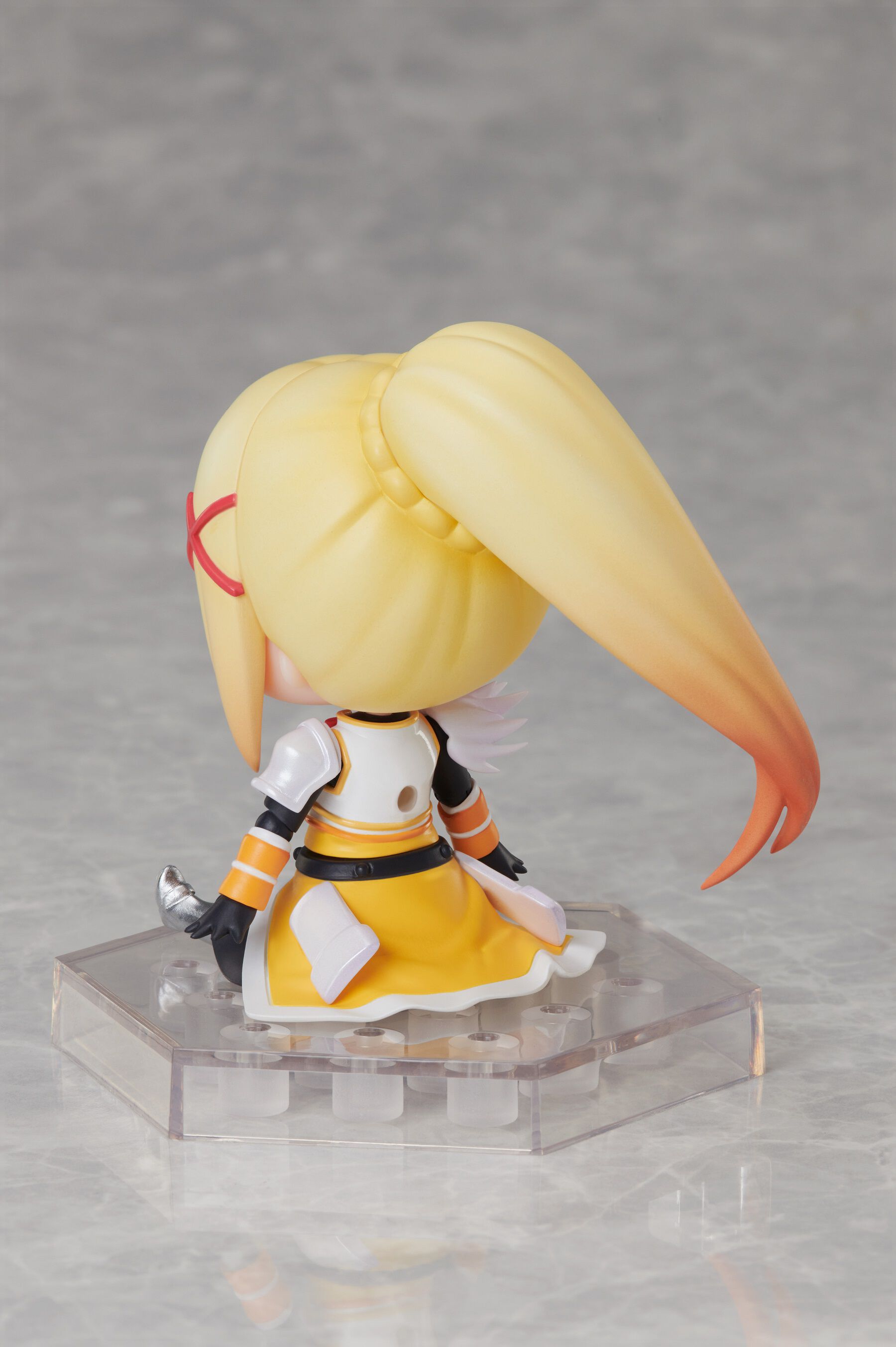 konosuba-darkness-dform-full-action-deforme-figure image number 3