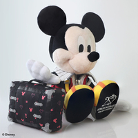 Kingdom Hearts - King Mickey Plush (20th Anniversary Ver.) image number 3