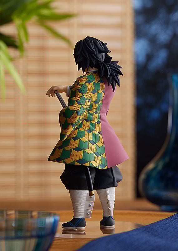 Demon Slayer: Kimetsu no Yaiba - Giyu Tomioka Pop Up Parade Figure image number 4