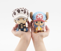 one-piece-tony-tony-chopper-look-up-series-figure-re-run image number 6