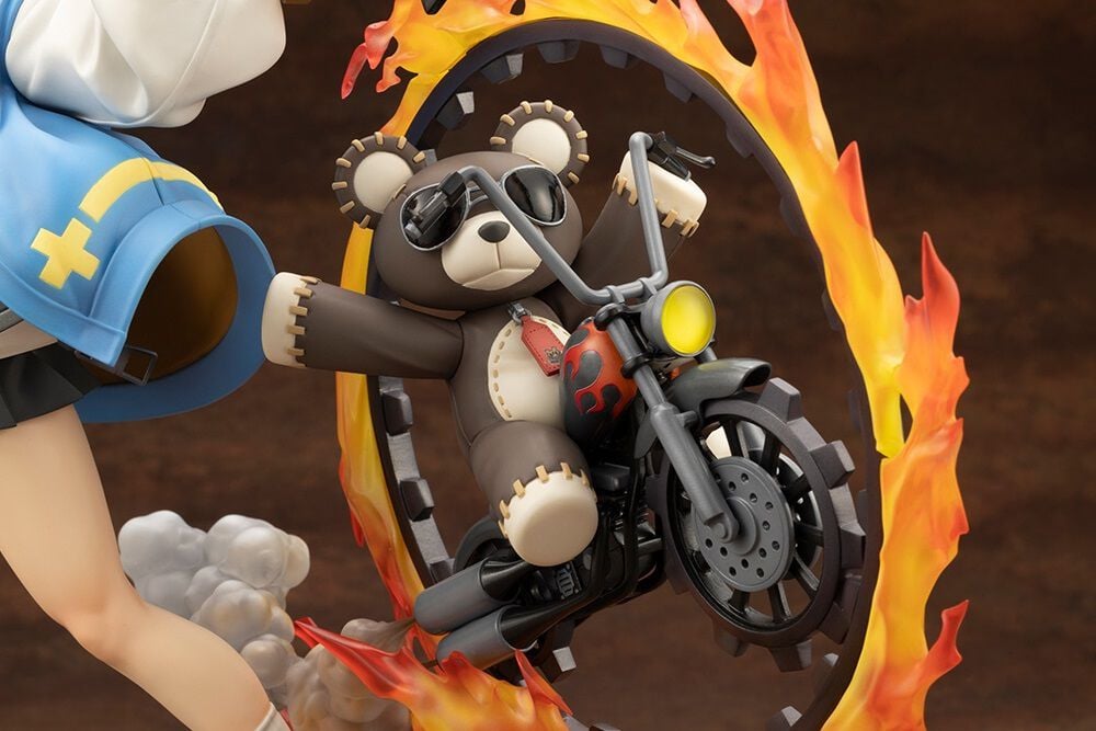 guilty-gear-strive-bridget-with-return-of-the-killing-machine-figure-set-crunchyroll-exclusive image number 7