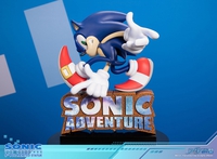 Sonic the Hedgehog - Sonic Figure image number 7