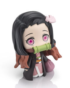Demon Slayer: Kimetsu no Yaiba - Nezuko Kamado tekupiku Chibi Figure