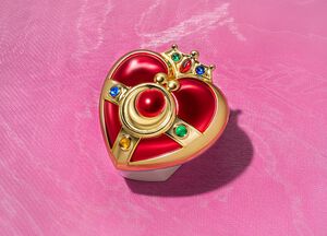Cosmic Heart Compact Brilliant Color Ver Pretty Guardian Sailor Moon Proplica