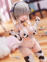 Uzaki-chan Wants to Hang Out! - Yanagi Uzaki 1/7 Scale Figure (Cow Pattern Bikini Ver.) image number 9