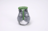 my-neighbor-totoro-totoro-with-leaf-beanbag-plush-5-inch image number 0