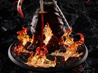 Demon Slayer: Kimetsu No Yaiba Mugen Train - Kyojuro Rengoku 1/8 Scale Figure image number 5