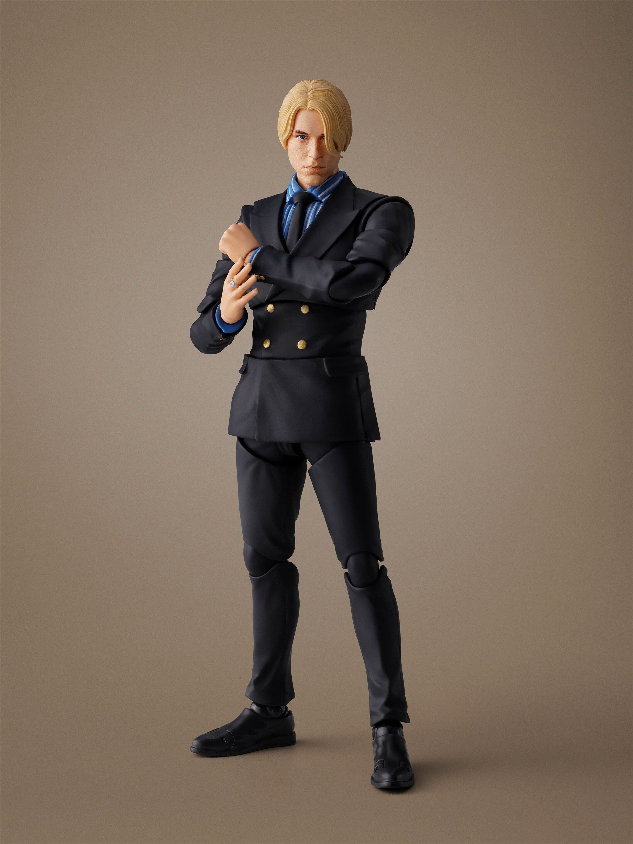 one-piece-sanji-shfiguarts-figure-netflix-live-action-ver