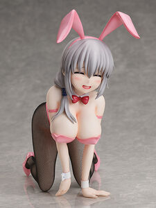 Uzaki-chan Wants to Hang Out! - Tsuki Uzaki 1/4 Scale Figure (Bunny Ver.)
