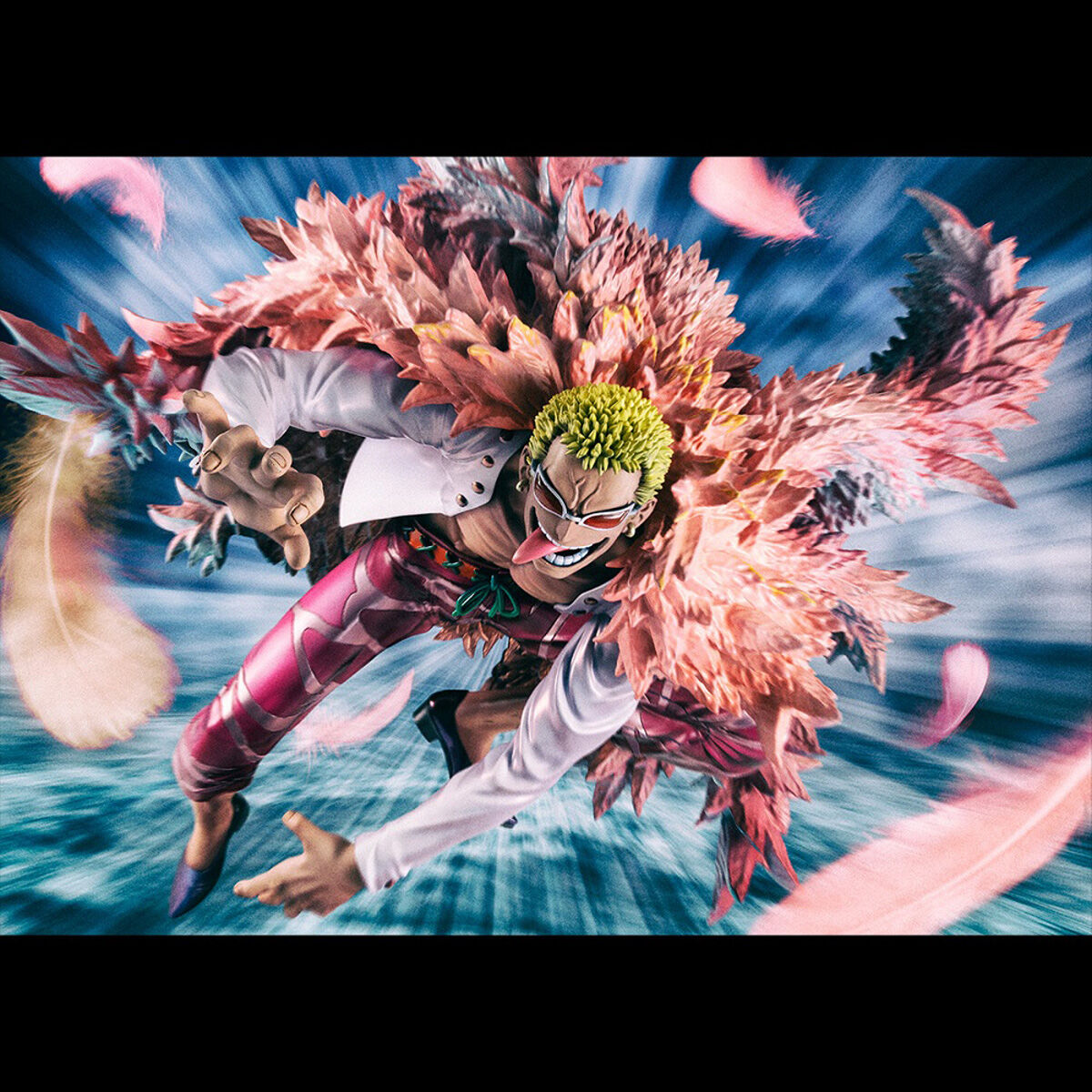 One Piece - Donquixote Doflamingo (Heavenly Demon) Portrait of Pirates Figure image number 9