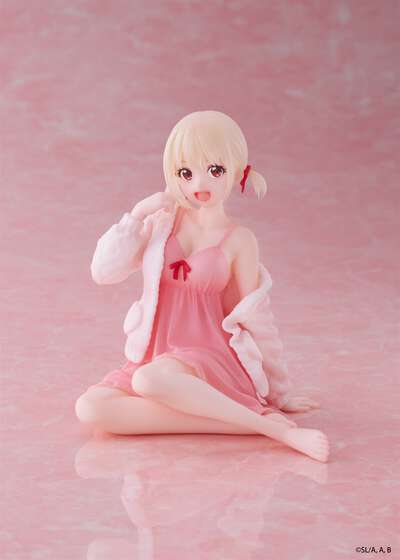 Lycoris Recoil - Chisato Nishikigi Desktop Cute Prize Figure (Roomwear Ver.)