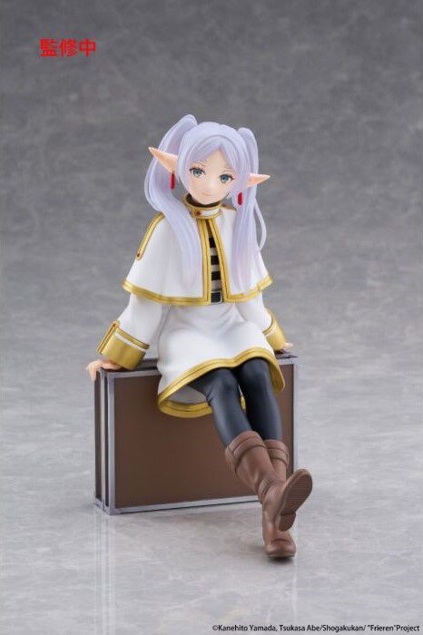 frieren-beyond-journeys-end-frieren-desktop-cute-prize-figure-trunk-case-ver image number 1