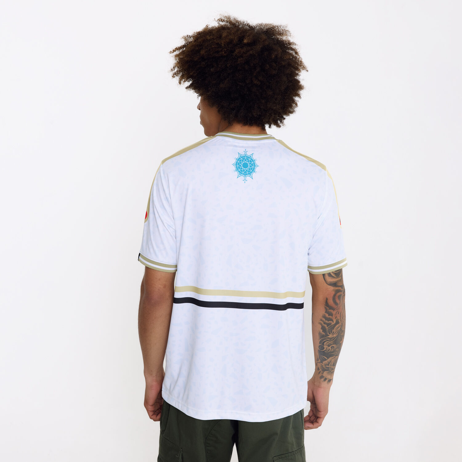 Fu&szlig;balltrikot: Frieren - Crunchyroll-exklusiv image number 3