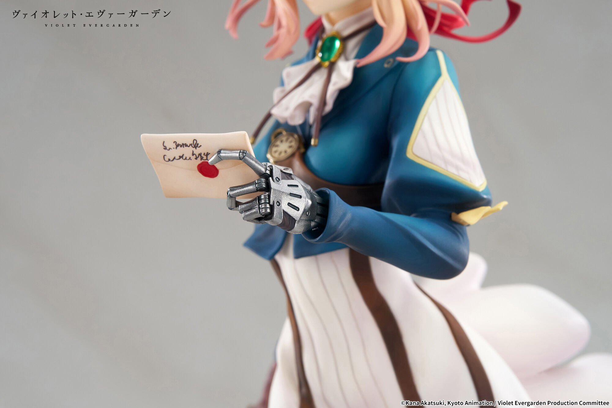 violet-evergarden-violet-evergarden-17-scale-figure-auto-memory-doll-ver-wax-set-crunchyroll-exclusive image number 11