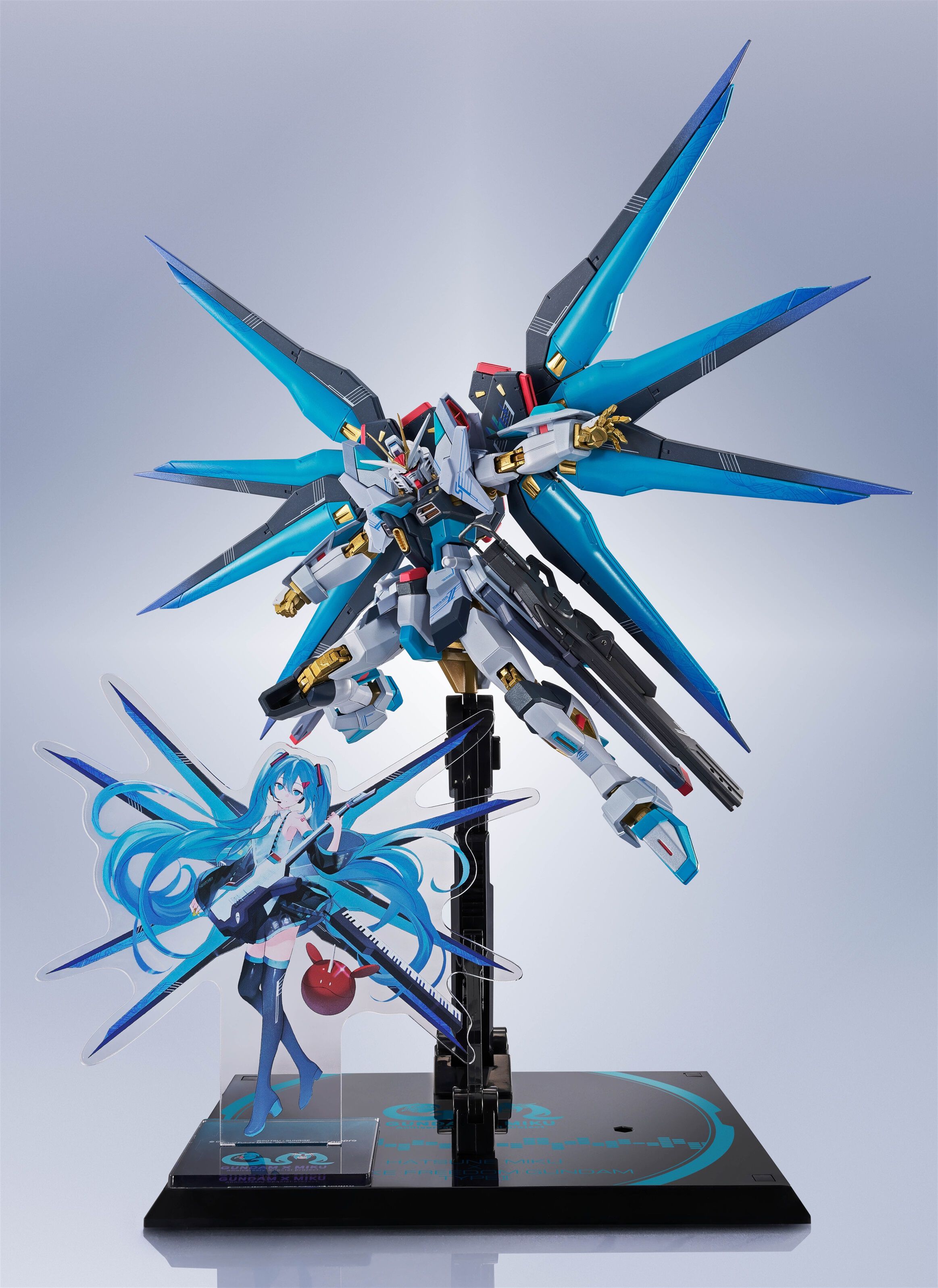 gundam-45th-anniversary-x-hatsune-miku-strike-freedom-gundam-type-ii-metal-robot-spirits-action-figure