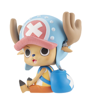 one-piece-tony-tony-chopper-look-up-series-figure-re-run image number 4
