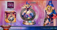 Yu-Gi-Oh! - Dark Magician Girl Standard Edition Figure (Vibrant Variant Ver.) image number 11