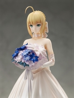 Fate/Stay Night - Saber 1/7 Scale Figure (10th Anniversary Royal Dress Ver.) image number 6