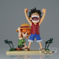 one-piece-monkey-d-luffy-nami-world-collectible-log-stories-prize-figure image number 1