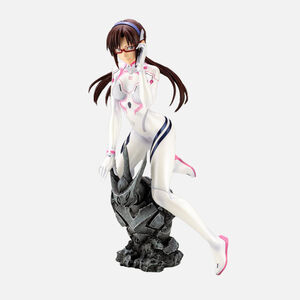 Evangelion:3.0+1.0 Thrice Upon A Time - Mari Makinami Illustrious Figure (White Plugsuit Ver.)