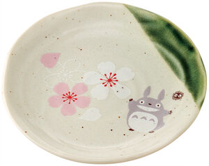 My Neighbor Totoro - Totoro Sakura Small Plate