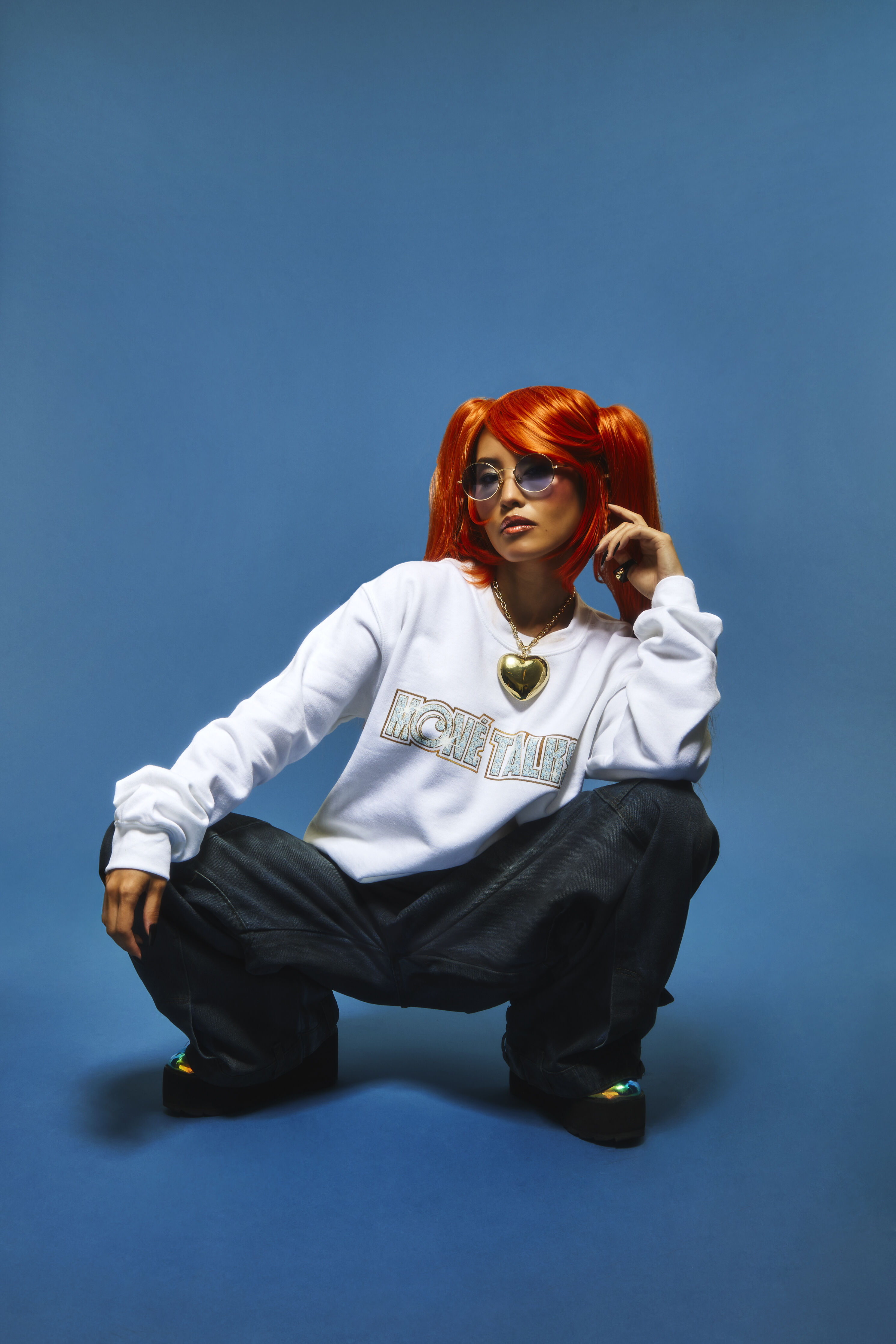 Crunchyroll x Mercedes Mon&eacute; - Mon&eacute; Talks Yen Sweatshirt - Crunchyroll Exclusive image number 5