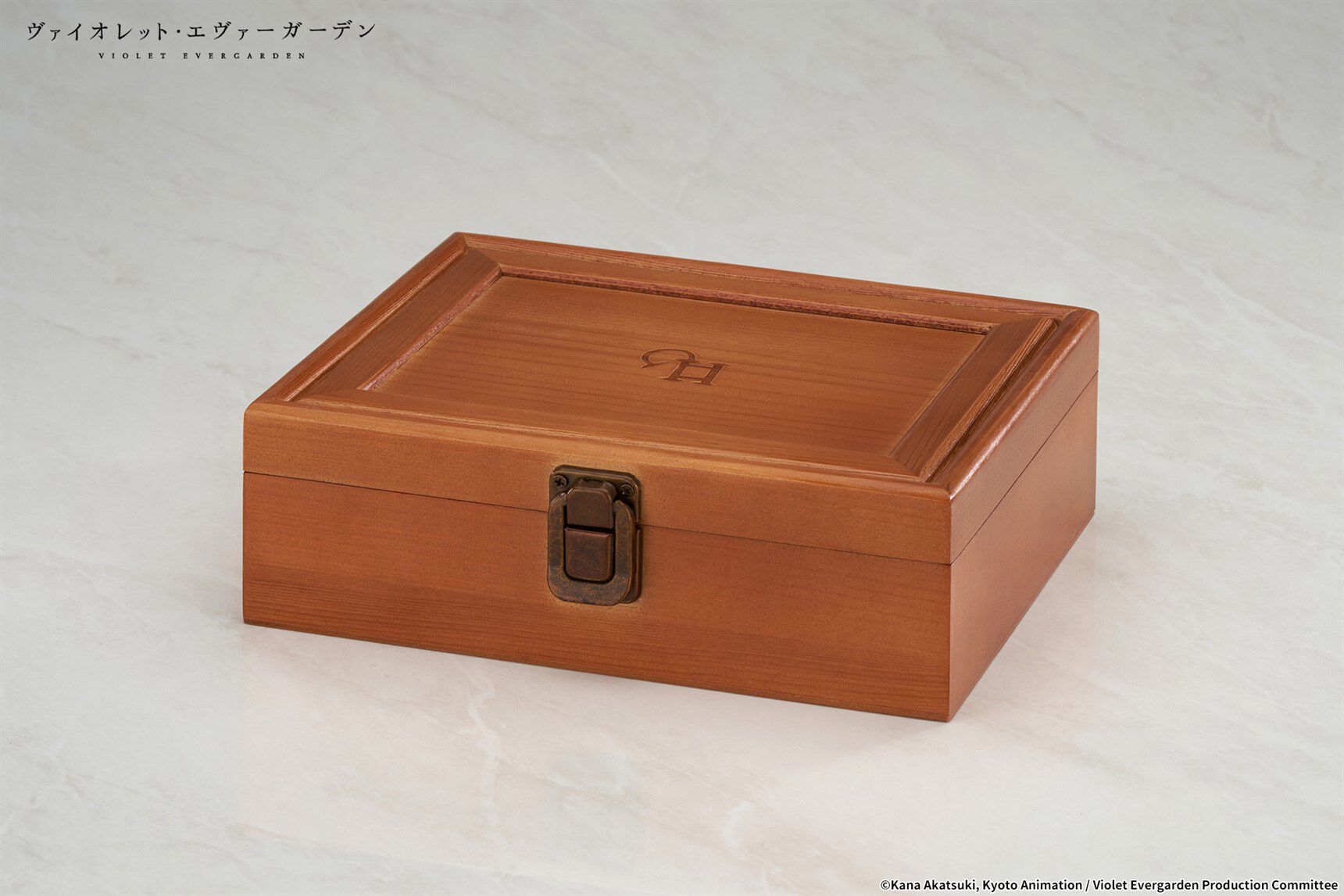 violet-evergarden-violet-evergarden-17-scale-figure-auto-memory-doll-ver-wax-set-crunchyroll-exclusive image number 6