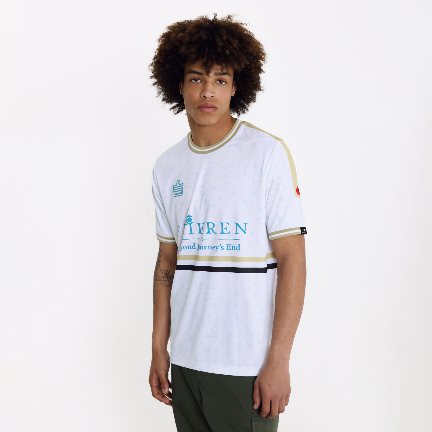 Fu&szlig;balltrikot: Frieren - Crunchyroll-exklusiv image number 1