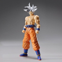 Dragon Ball Super - Son Goku Ultra Instinct Figure-rise Standard Model Kit image number 0