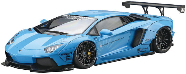 Aoshima - LB-Works Lamborghini Aventador 1/24 Scale Model Kit (Ver 1.)