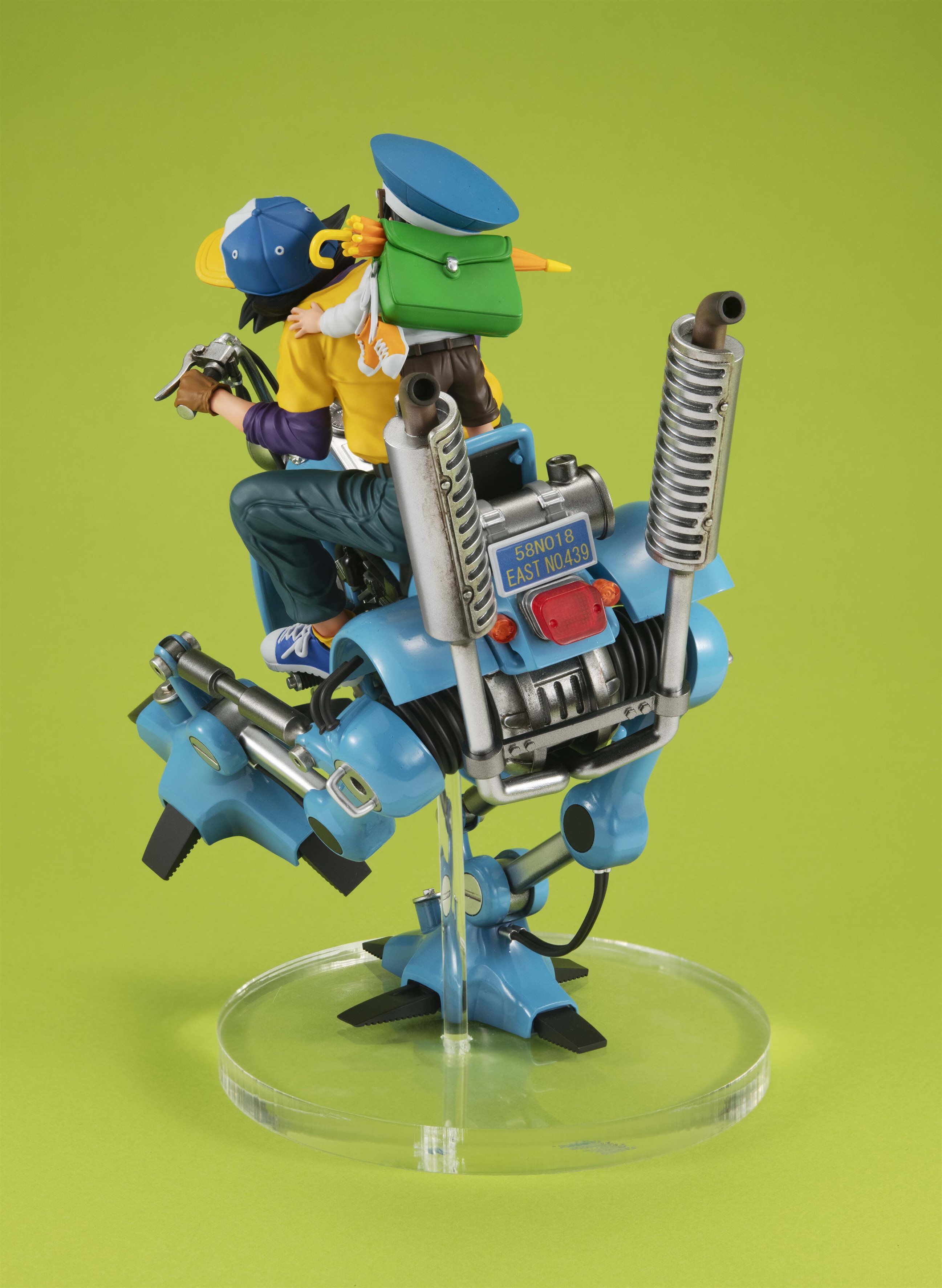 dragon-ball-z-son-goku-son-gohan-robot-with-two-legs-desktop-real-mccoyex-figure-set-re-run image number 2