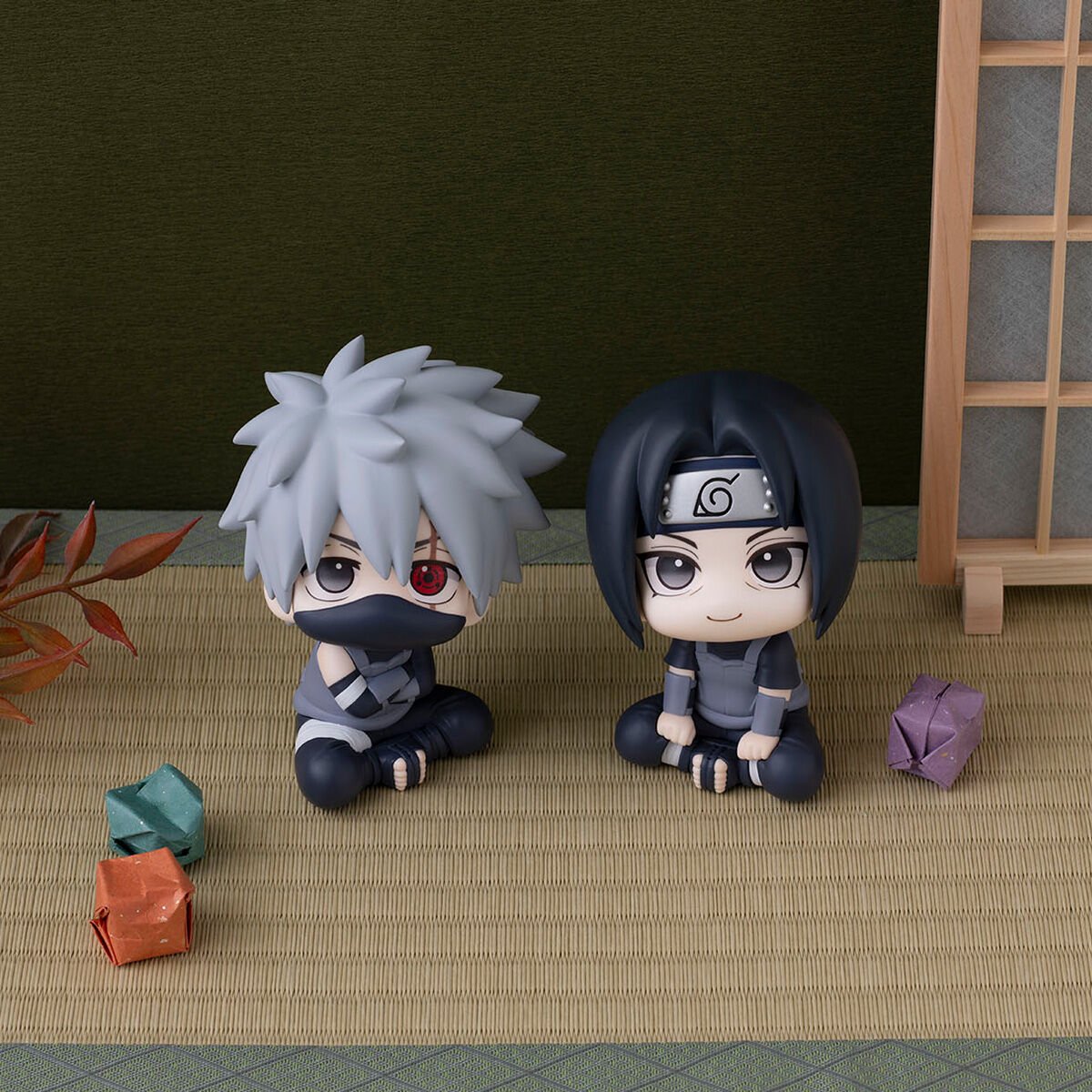 naruto-shippuden-kakashi-hatake-and-itachi-uchiha-look-up-figure-set-anbu-ver-with-gift