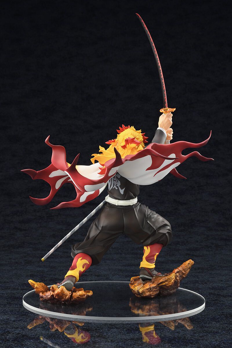 Demon Slayer: Kimetsu no Yaiba - Kyojuro Rengoku 1/8 Scale Figure (Battle Stance Ver.) image number 2