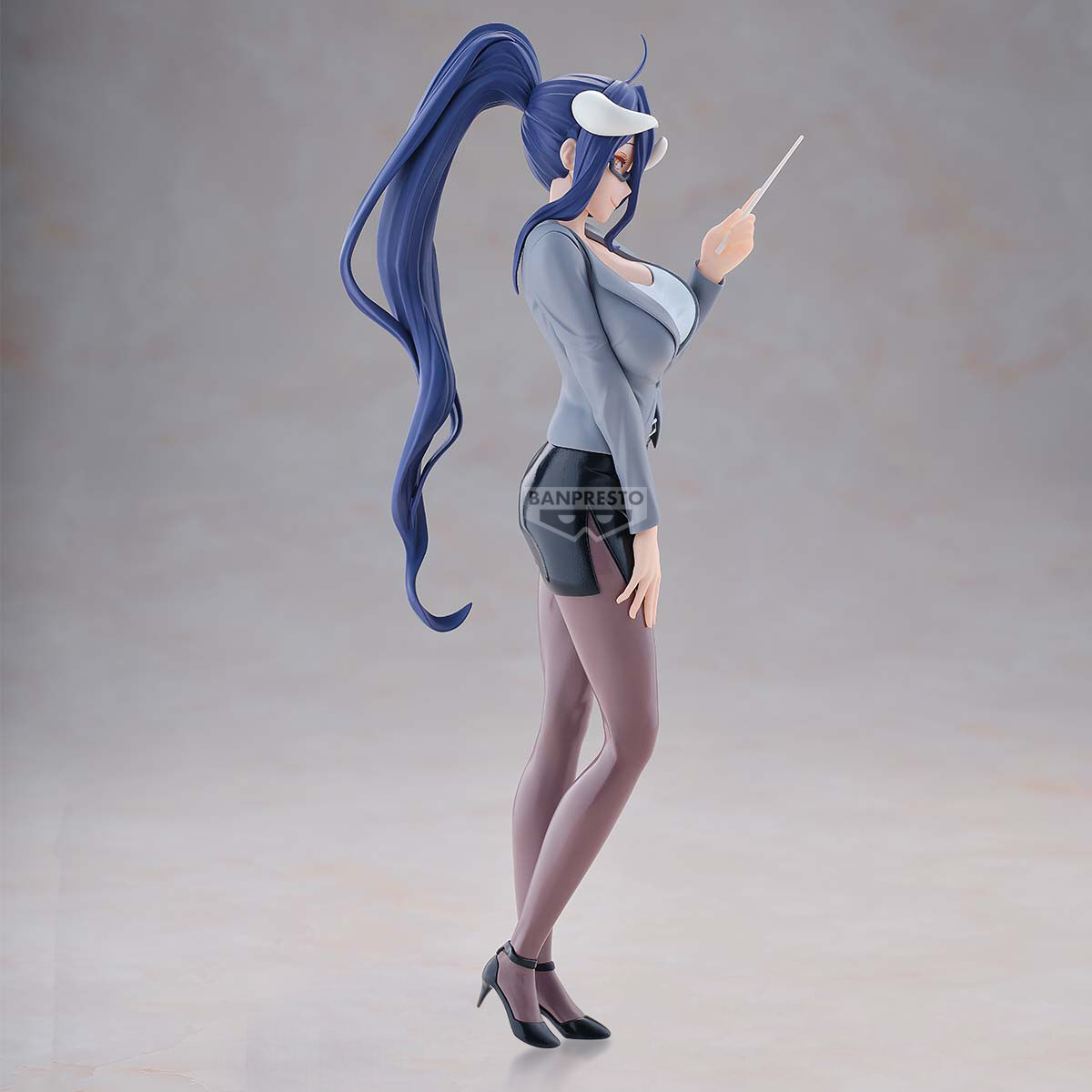 overlord-albedo-prize-figure-teacher-style-ver image number 2