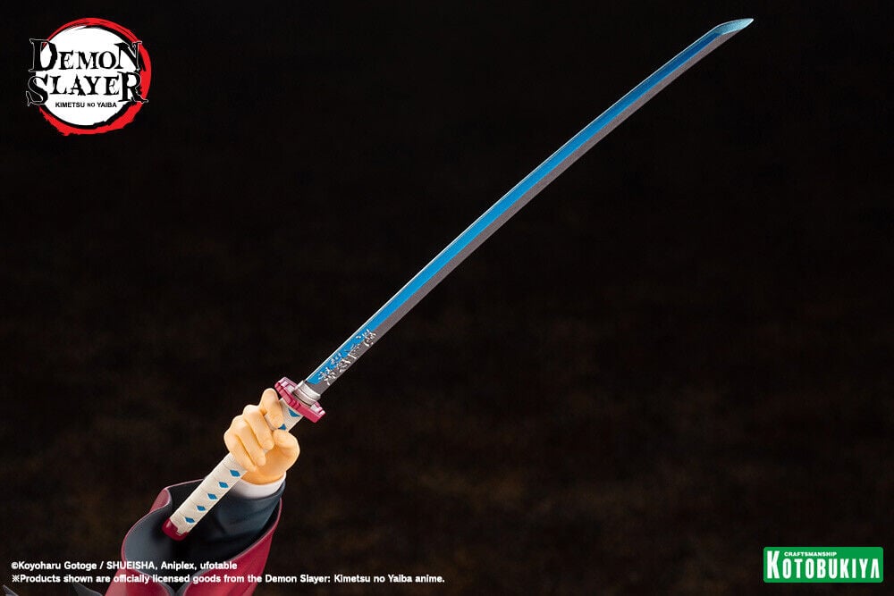demon-slayer-kimetsu-no-yaiba-giyu-tomioka-18-scale-artfx-j-figure-rerun image number 11