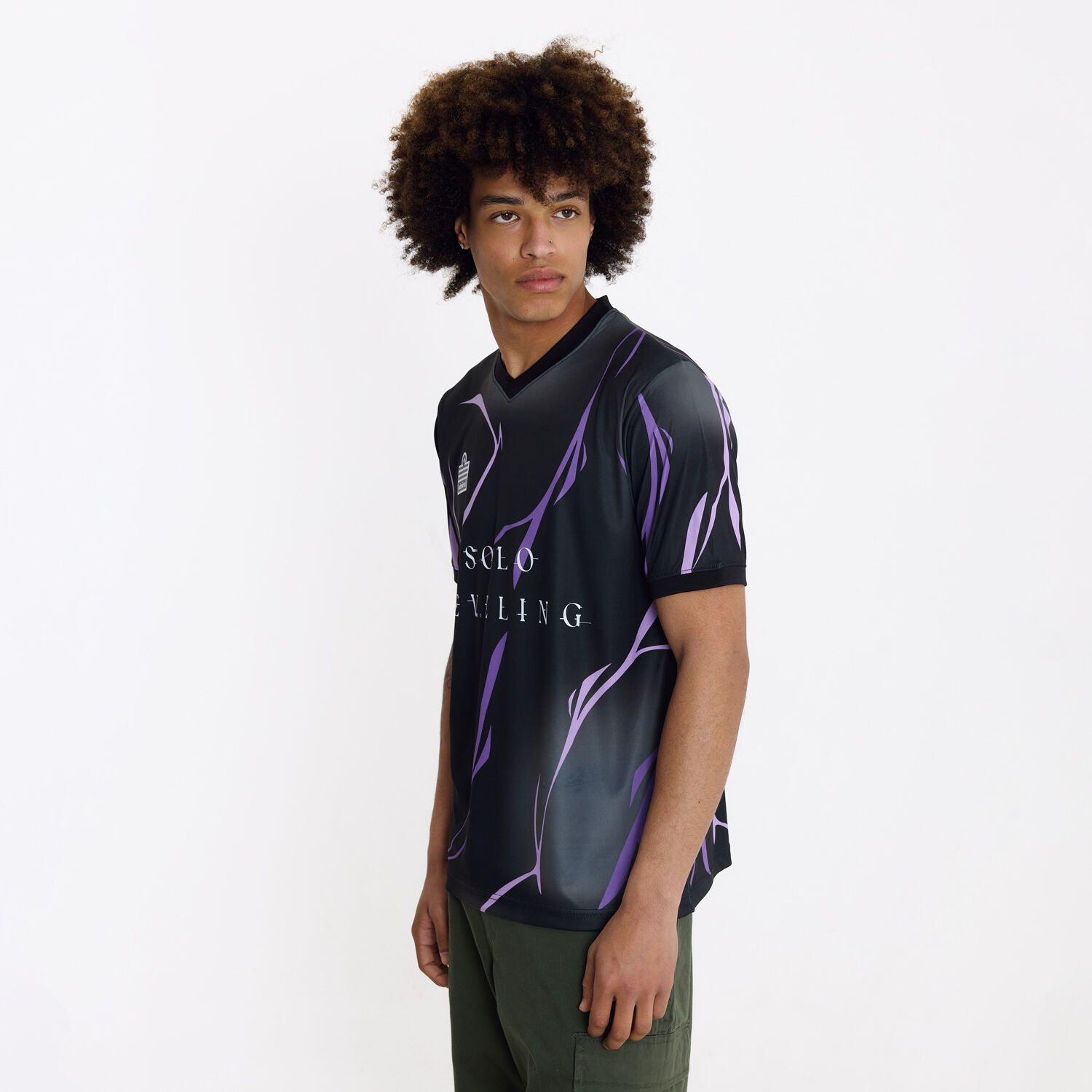Fu&szlig;balltrikot: Solo Leveling &ndash; Crunchyroll-exklusiv image number 1