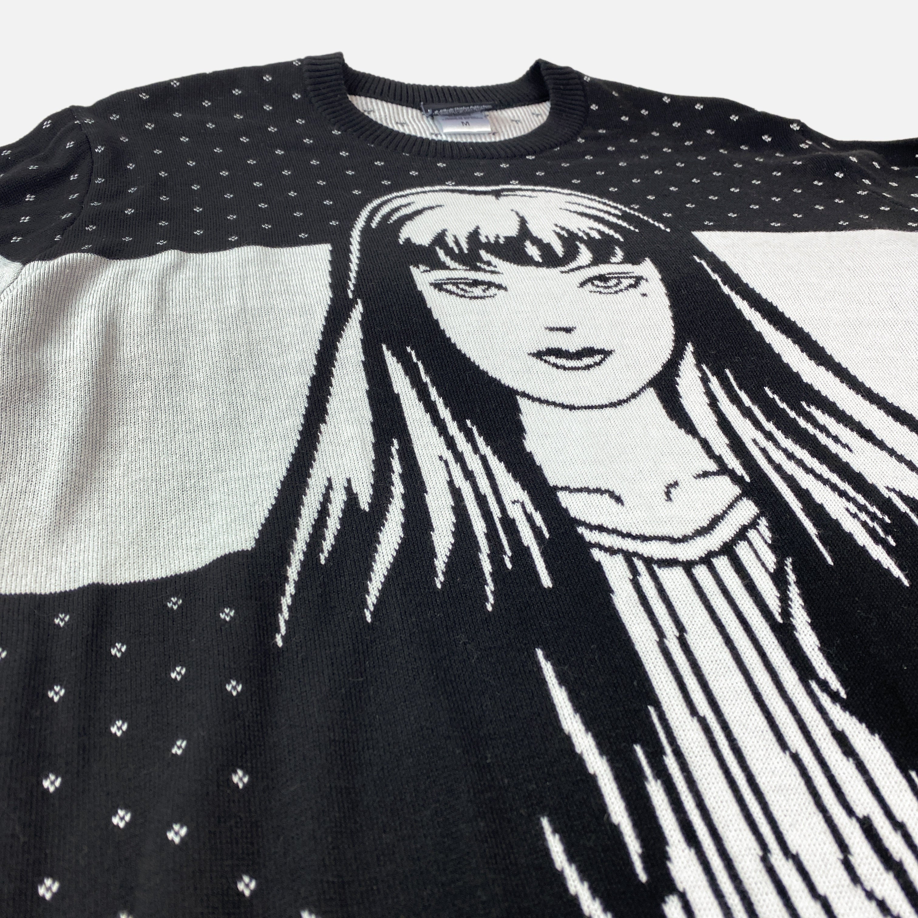 Junji Ito - Tomie Holiday Sweater - Crunchyroll Exclusive! image count 2