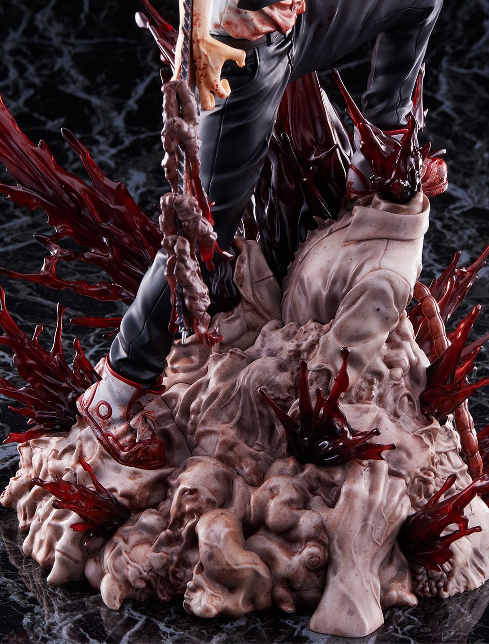 Chainsaw Man - Chainsaw Man 1/7 Scale Figure image count 8