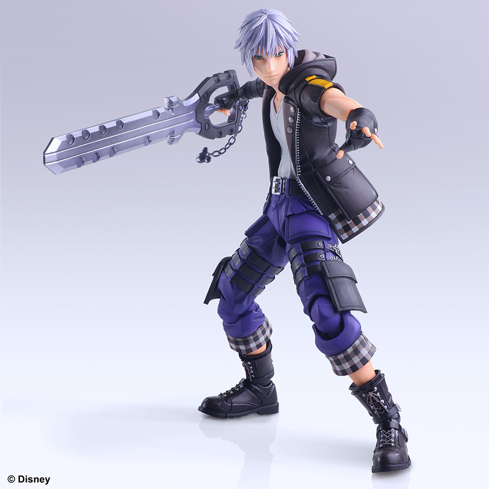 KINGDOM HEARTS III PLAY ARTS KAI ACTION FIGURE - SORA VER. 2 DELUXE VER.