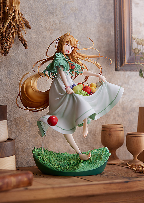 Holo Scent of Fruit Ver Spice and Wolf Figure image count 8