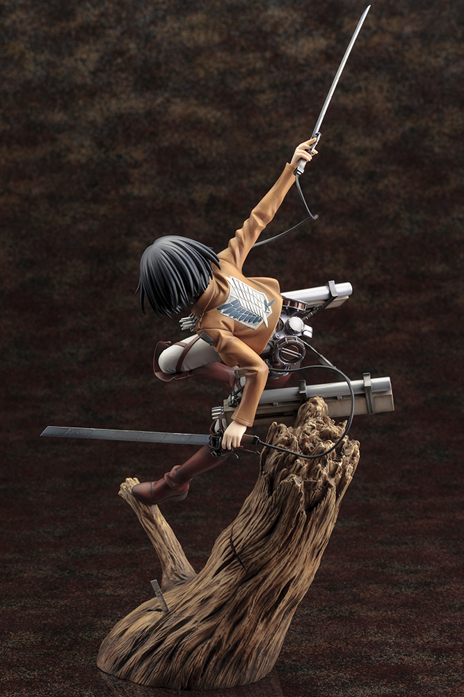 1pcs Lighter Attack on Titan Statue PVC Collectible Gift Statue Anime Model  Decoration Color Box Packaging (Mikasa Ackerman) : : Toys & Games
