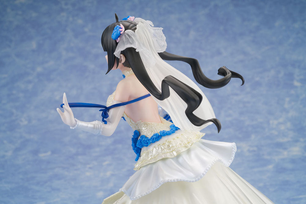 Is It Wrong To Try To Pick Up Girls In A Dungeon? - Hestia 1/7 Scale Figure (Wedding Dress Ver.) image count 5