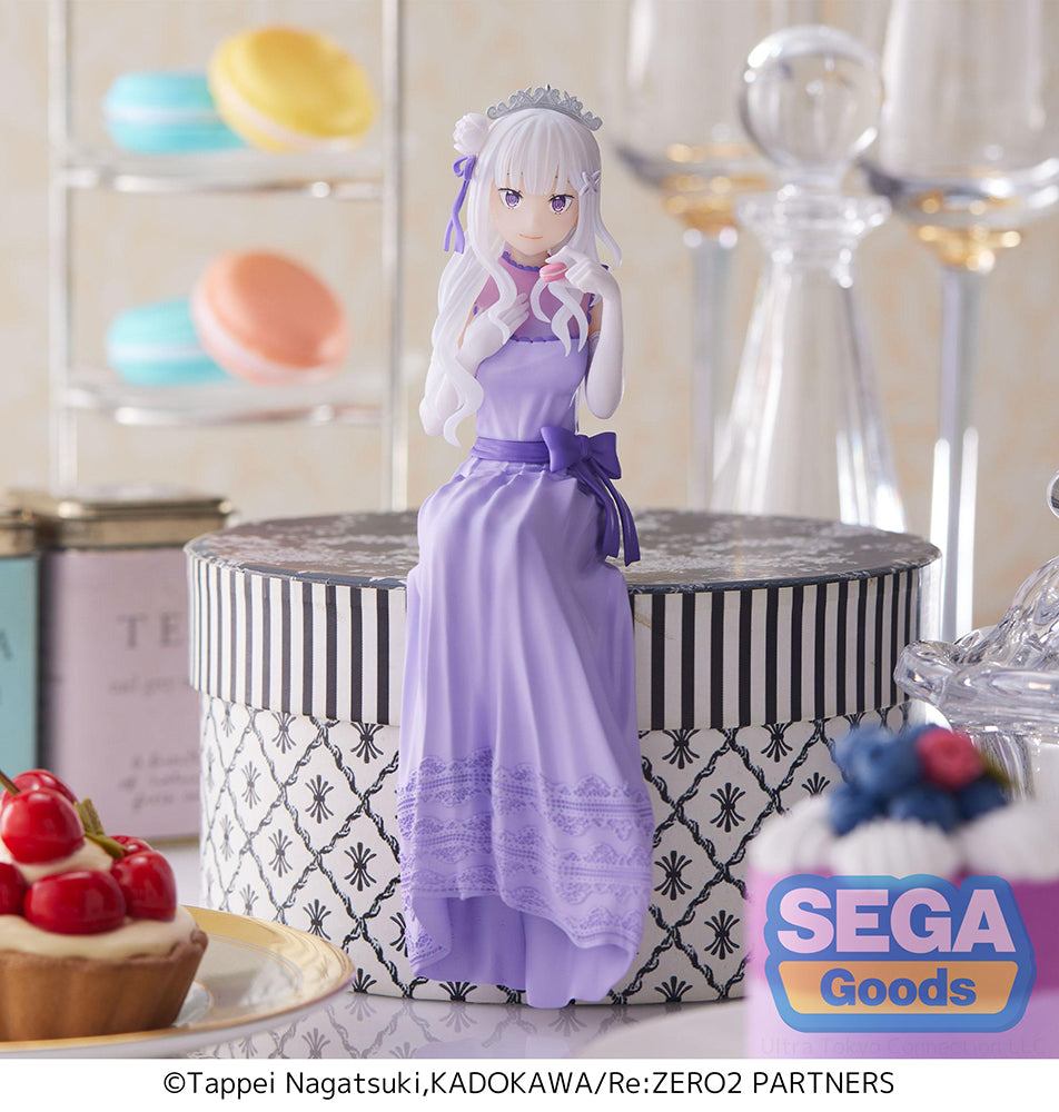 Re:Zero - Emilia Lost in Memories Perching Figure (Dressed Up