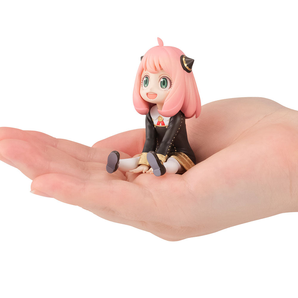 Spy x Family - Palm size Anya G.E.M. Series Figure (with gift) image count 7